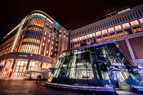 Daimaru Department Store, Sapporo .